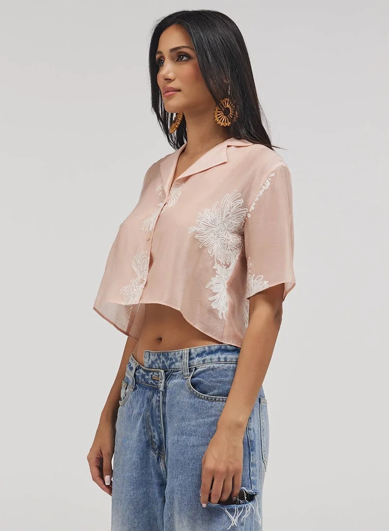 Zigzag Lapel Pink Detailed Embroidered Top